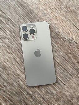 Iphone 15 Pro Max 256GB top stav