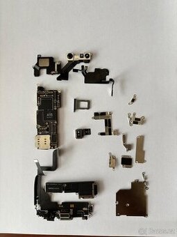 iPhone 13 Pro náhradní díly