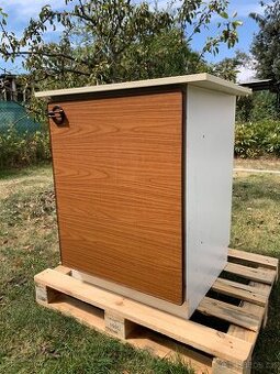 Skrinka z kuchynske linky