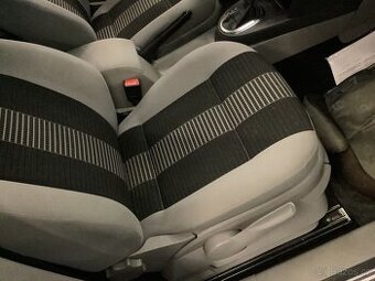 Volkswagen Caddy 1.9 Tdi DSG 77 KW BEZ DPF r.2010 194tkm TOP