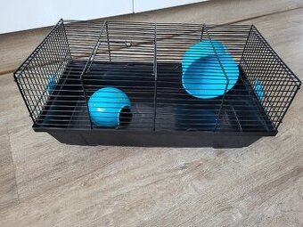 Klec pro křečky s vybavením