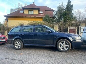 Skoda Octavia 1.9tdi,81kw,Rok 2004.  tažné. klima. …