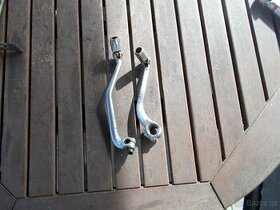 Husqvarna 610 / 410 - napínák rozvodů