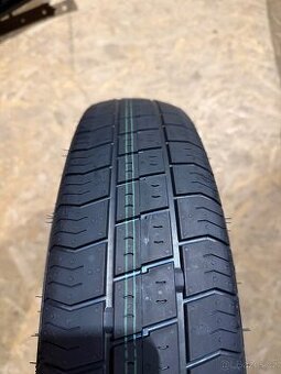 Dojezdové kolo - Pneu - Škoda