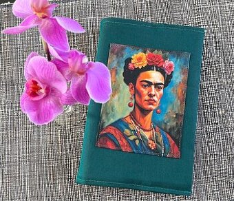 Obal na knihu Frida Kahlo