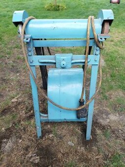 Dvoukotoučová bruska