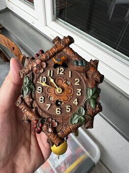 Miniaturní starožitné hodiny kukačky Keebler