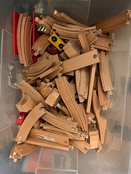 IKEA dřevěná vláčkodráha – mix + box
