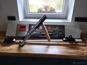 Střešní nosič kol