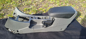 Ford Focus II loketni opěrka Titanium usb aux - 1