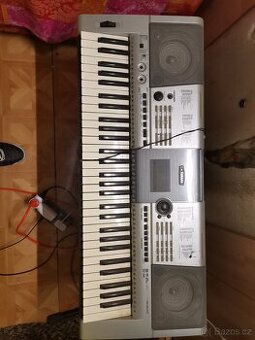 Prodám Yamaha PSR E403