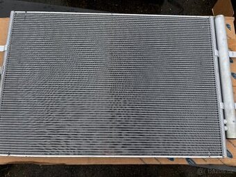 Ford Transit 2020 kondenzátor climatizace