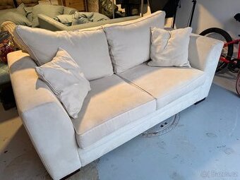 2 místná pohovka