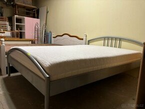 PRODÁM POSTEL -140/200
