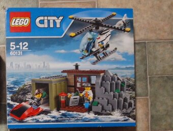 MODELY, KNIHY, STAVEBNICE LEGO, WALACHIA,... LEVNĚ