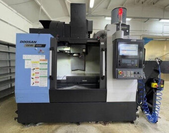 Obráběcí centra - vertikální  DNM 4500