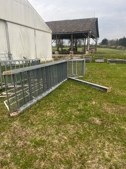 Prodám zinkové schodiště