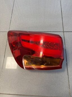 Kia Ceed kombi (JD) 12- LZ světlo 92401A2320