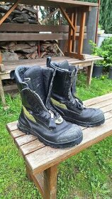 Hasičské pracovní outdoorové boty