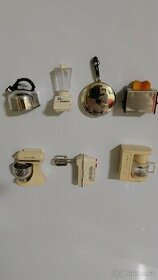 Retro miniaturní magnetky ACME. Sběratelská panenka