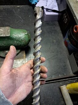 Vrták SDS-max 28x550/670 Makita