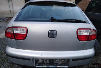 pate dveře --viko kufru seat leon dveře