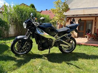 Yamaha YZF-R1 (1999) – street úprava – cena k odvozu