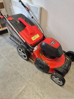 Sekačka Hecht 1800w