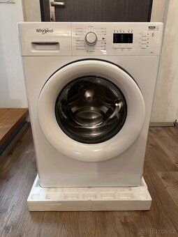 Úzká pračka WHIRLPOOL FWSL 61051 W EE N