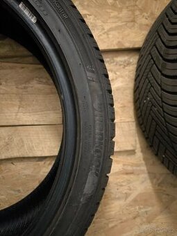 Celoroční pneu Hankook kinergy 4s2 235/40 R19