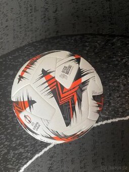 Oficiální zápasový míč evropské ligy - 1