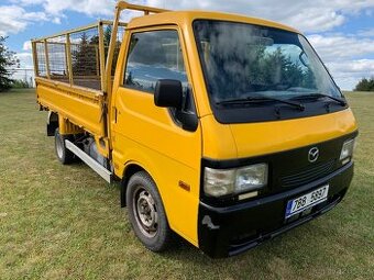 Mazda E2200 - 1