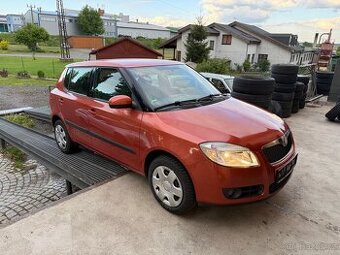 Škoda Fabia 2 1.4i 16V nová STK, TAŽNÉ, klima