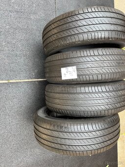 Pneumatiky 215/60/17 michelin primacy4 letní