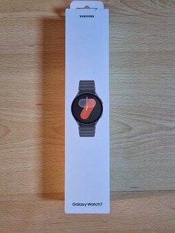 Prodám nové, chytré hodinky samsung watch 7 40 mm