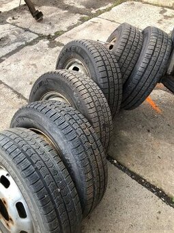 205/75 R16 C ZIMNÍ PNEU + KOLA NISSAN ATLEON LEVNĚ