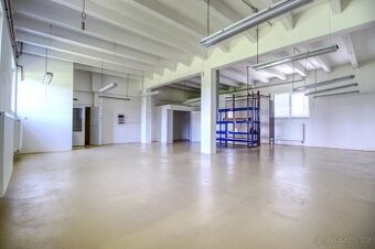 Sklad s kancelářemi, 200 m2, Hradec Králové - Kukleny.
