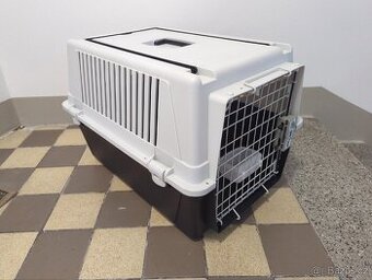 Větší přepravka pro psy/kočky Ferplast Atlas 40 Professional