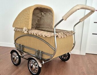 Prodám starožitný kočárek pro děti, 8 perák