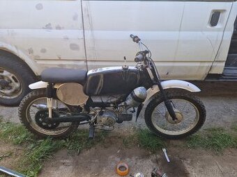 Jawa 50 cross