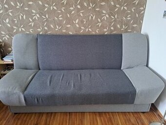 Rozkládací gauč s úložným prostorem