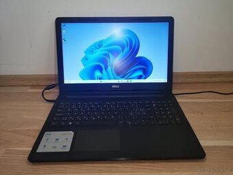 Čtyřjádrový notebook Dell Inspiron 15 3000