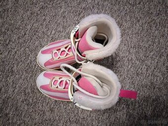 Zimní dívčí brusle na led vel. 32-35