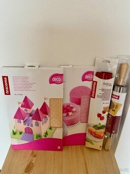 silikonová pečicí podložka, nerezový váleček