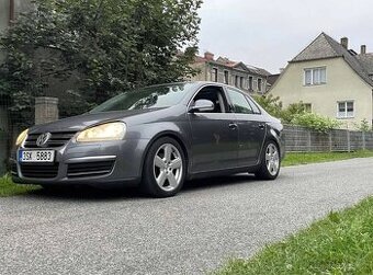 Volkswagen Jetta mk5 1.9 tdi pd bxe 77kw