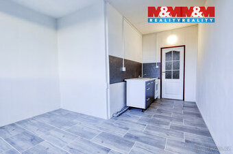 Pronájem bytu 2+1, 67 m², Rovná - 1