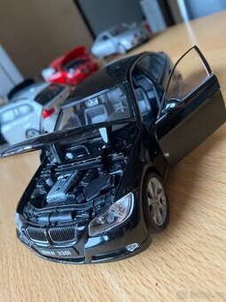 1:24 bmw e90