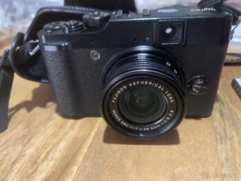 Legenda Fujifilm X10 Top Stav