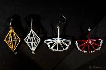 Vánoční dekorace - korálkové ozdoby