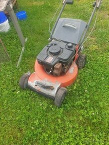 Prodam sekacky s pojezdem i bez-prekazi Husqvarna royal